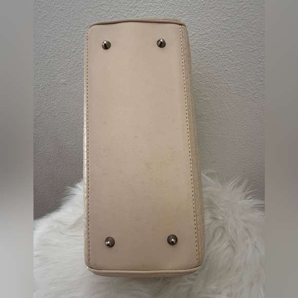 DIOR Quilted Horizontal Leather Handbag - Picture 7 of 14